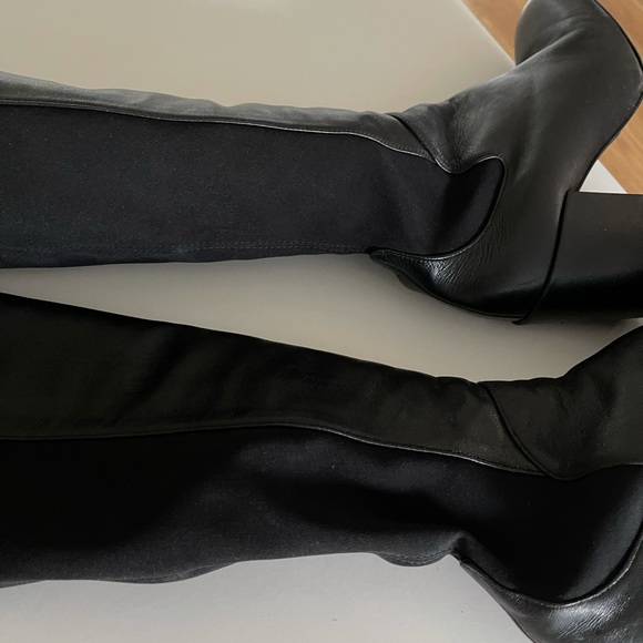 Stuart Weitzman leather boots with heel - Picture 3 of 4